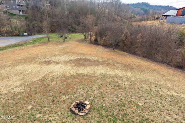 1131 Sanctuary Shores Way, Sevierville, TN 37876