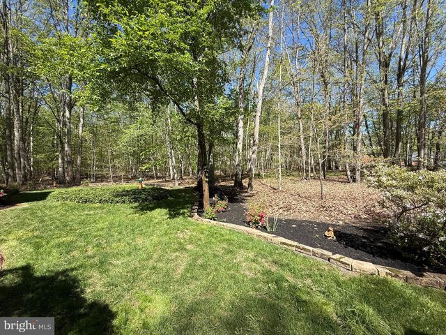 7 LAUREL DR, Mullica Hill, NJ 08062