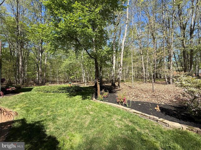 7 LAUREL DR, Mullica Hill, NJ 08062