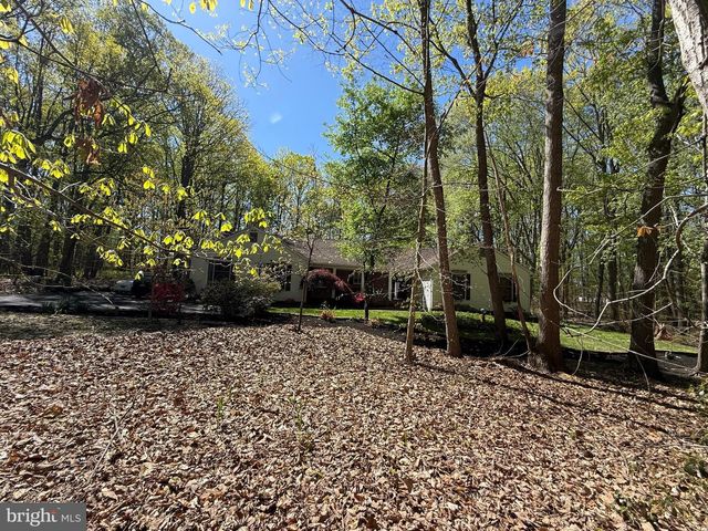 7 LAUREL DR, Mullica Hill, NJ 08062