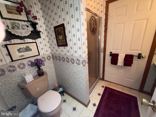 7 LAUREL DR, Mullica Hill, NJ 08062