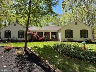 7 LAUREL DR, Mullica Hill, NJ 08062