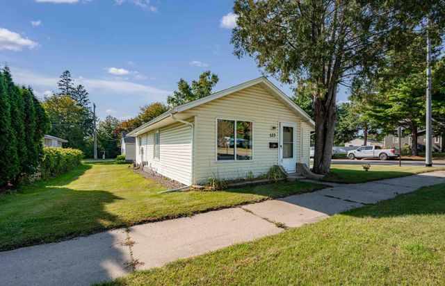 523 NW 6th Avenue, Grand Rapids, MN 55744