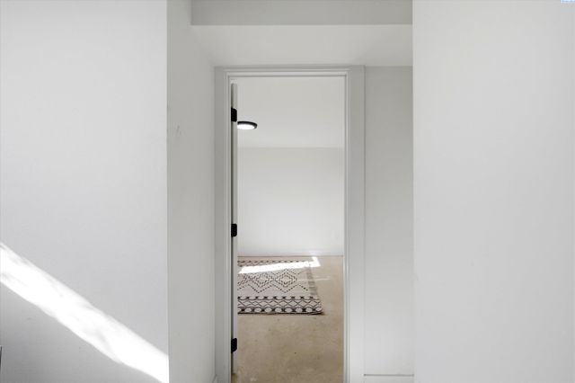 915 Cornell Ave, Yakima, WA 98902