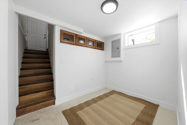 915 Cornell Ave, Yakima, WA 98902