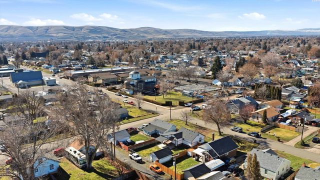 915 Cornell Ave, Yakima, WA 98902