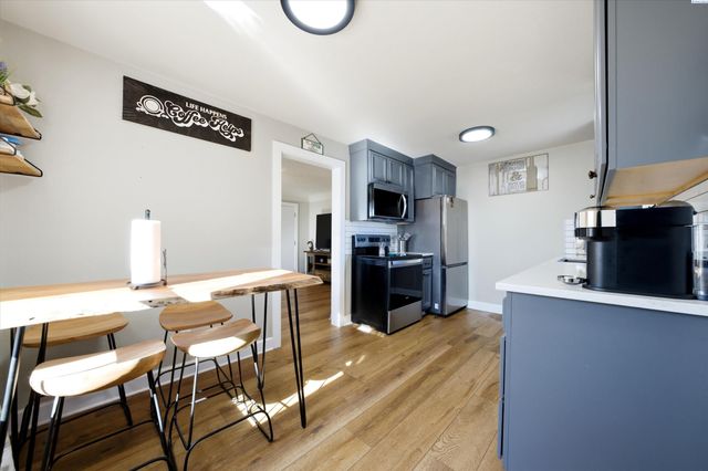 915 Cornell Ave, Yakima, WA 98902