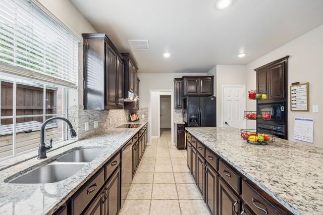 1607 Wood Creek Lane, Allen, TX 75002