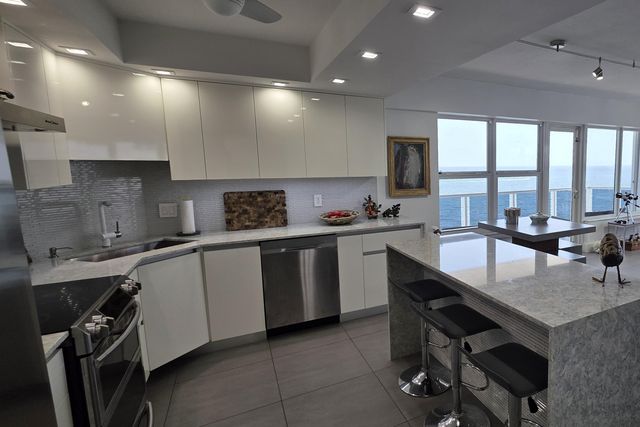 3700 GALT OCEAN Drive 1206, Fort Lauderdale, FL 33308