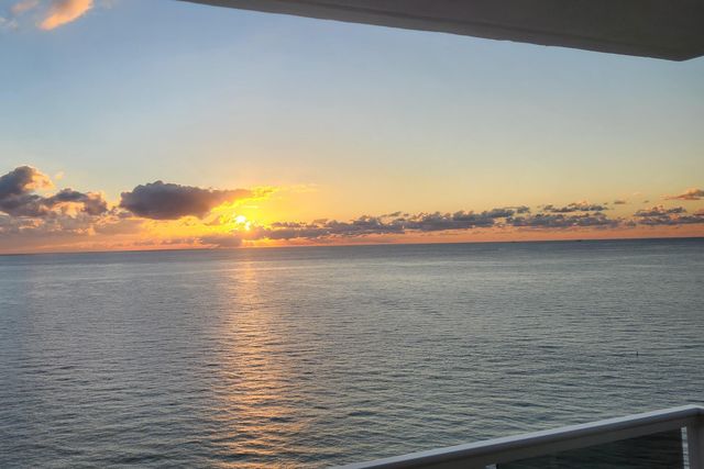3700 GALT OCEAN Drive 1206, Fort Lauderdale, FL 33308