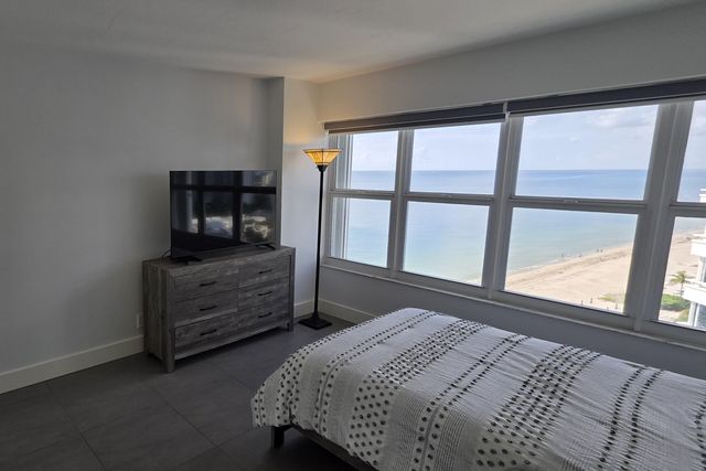 3700 GALT OCEAN Drive 1206, Fort Lauderdale, FL 33308