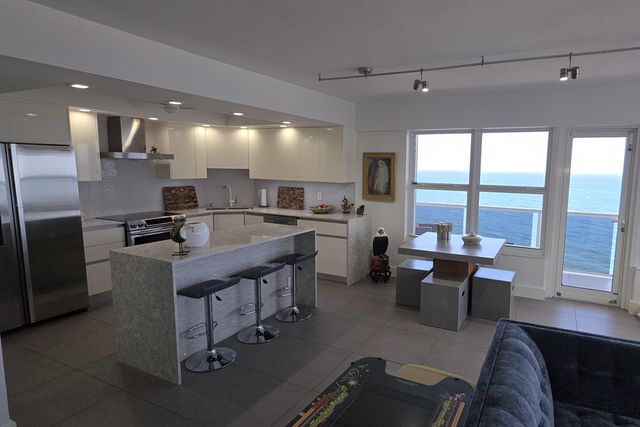 3700 GALT OCEAN Drive 1206, Fort Lauderdale, FL 33308