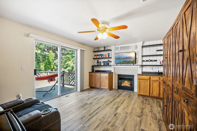9304 Farwest Drive SW, Tacoma, WA 98498