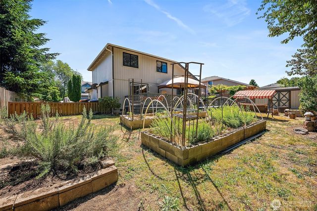 9304 Farwest Drive SW, Tacoma, WA 98498