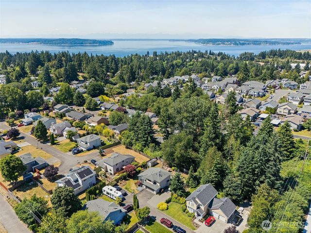 9304 Farwest Drive SW, Tacoma, WA 98498