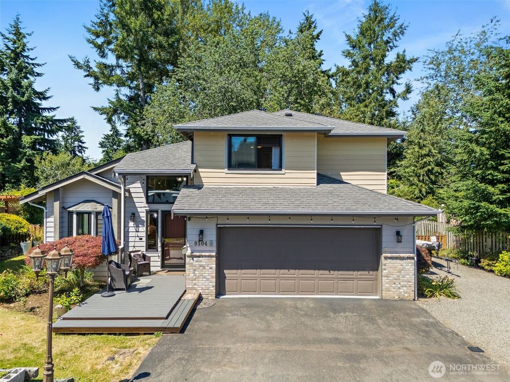 9304 Farwest Drive SW, Tacoma, WA 98498