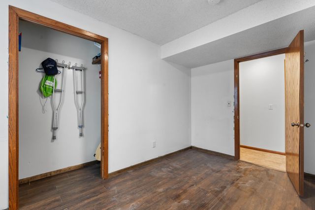 845 3rd Avenue NW, Plainview, MN 55964