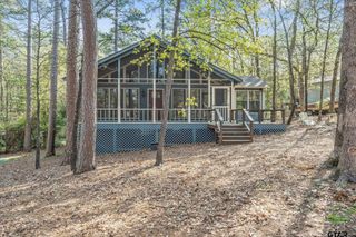 115 Primrose Path, Holly Lake Ranch, TX 75765
