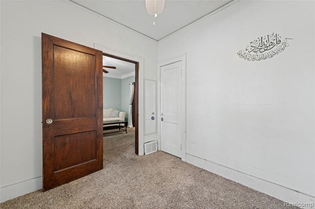 4590 Charles Street, Hamtramck, MI 48212