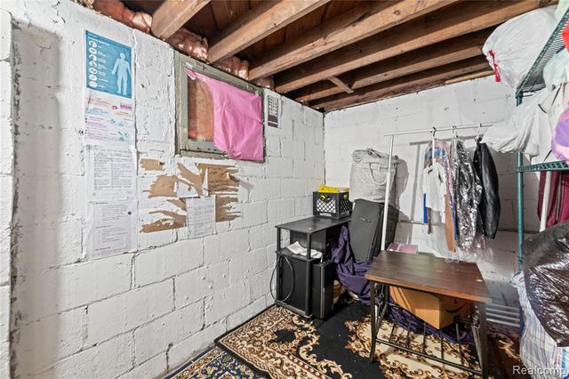 4590 Charles Street, Hamtramck, MI 48212