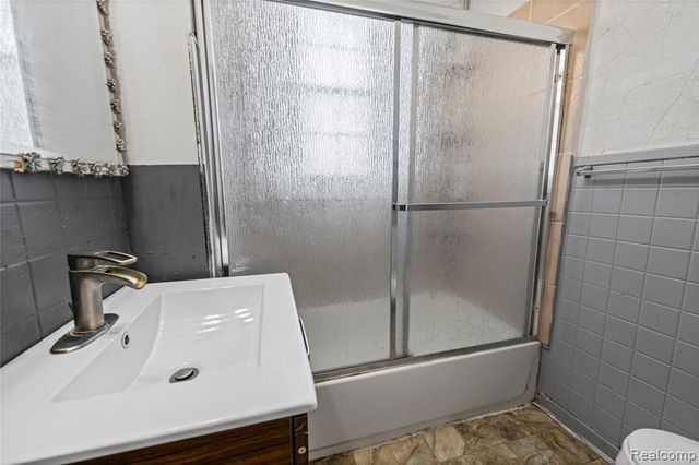 4590 Charles Street, Hamtramck, MI 48212