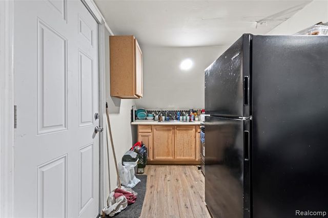 4590 Charles Street, Hamtramck, MI 48212