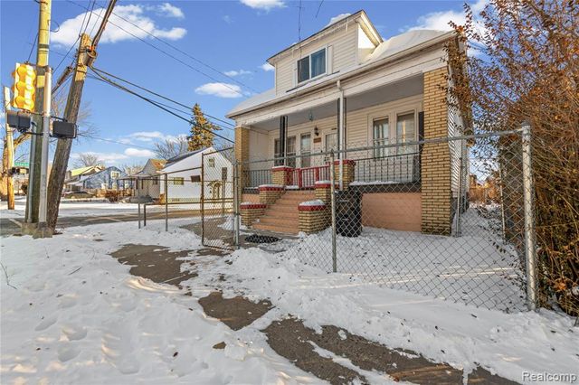 4590 Charles Street, Hamtramck, MI 48212