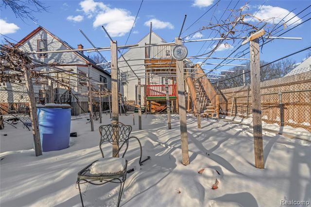 4590 Charles Street, Hamtramck, MI 48212