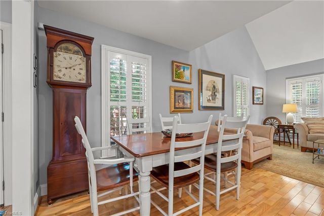 518 Tanners Park Court, Winston-salem, NC 27101