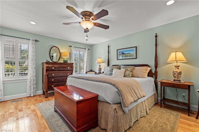 518 Tanners Park Court, Winston-salem, NC 27101