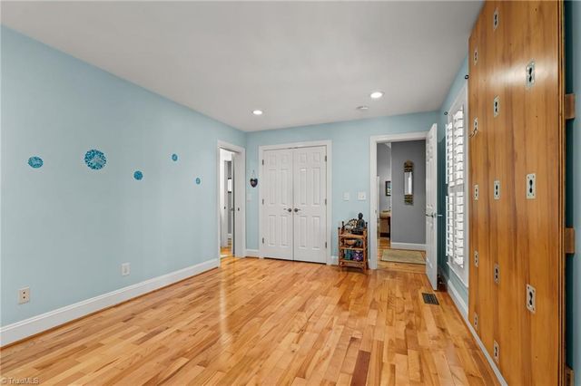 518 Tanners Park Court, Winston-salem, NC 27101