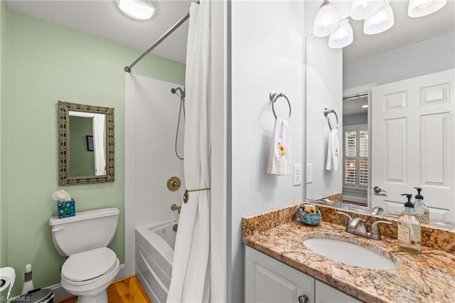 518 Tanners Park Court, Winston-salem, NC 27101