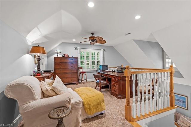 518 Tanners Park Court, Winston-salem, NC 27101