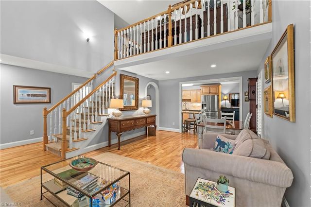 518 Tanners Park Court, Winston-salem, NC 27101