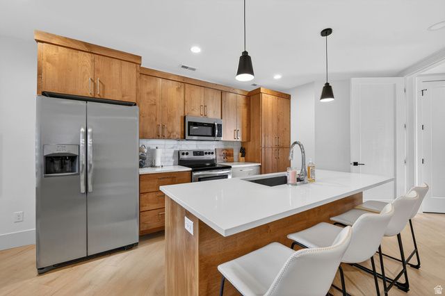 1249 W TUONO PL, Lehi, UT 84048