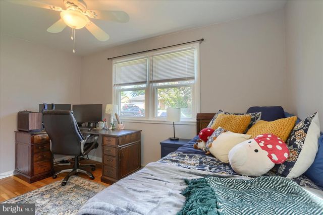 4 FORGE RD, Shiremanstown, PA 17011