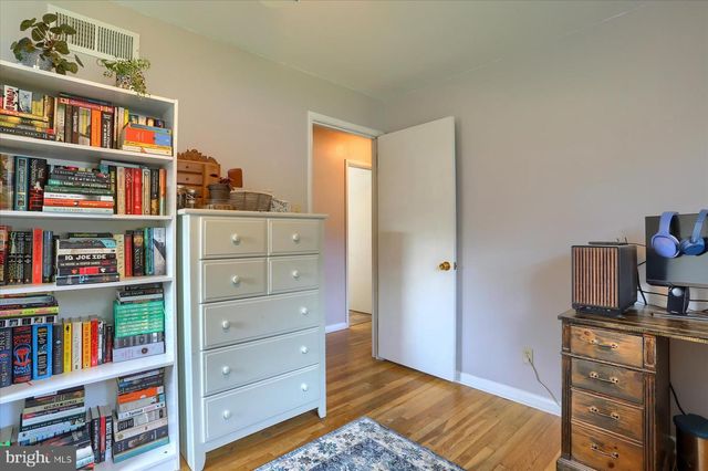 4 FORGE RD, Shiremanstown, PA 17011