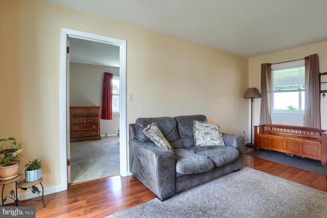 4 FORGE RD, Shiremanstown, PA 17011