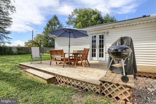 4 FORGE RD, Shiremanstown, PA 17011