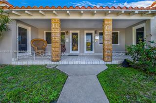 11020 NE 10th Ave 11022, Biscayne Park, FL 33161