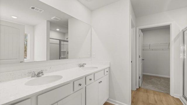 129 King Village, Braselton, GA 30517