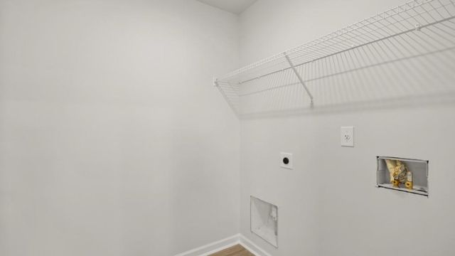 129 King Village, Braselton, GA 30517