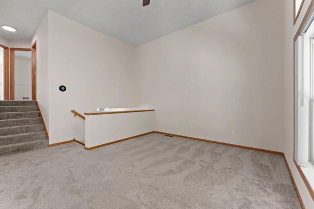 4970 Bluff Heights Trail SE, Prior Lake, MN 55372