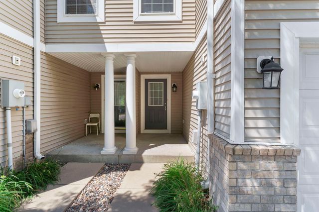 4970 Bluff Heights Trail SE, Prior Lake, MN 55372