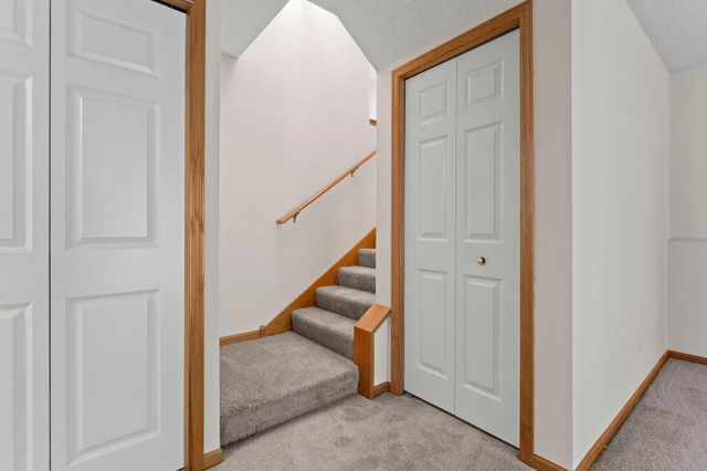 4970 Bluff Heights Trail SE, Prior Lake, MN 55372