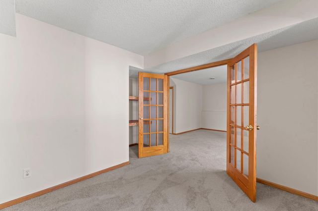 4970 Bluff Heights Trail SE, Prior Lake, MN 55372