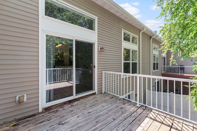 4970 Bluff Heights Trail SE, Prior Lake, MN 55372
