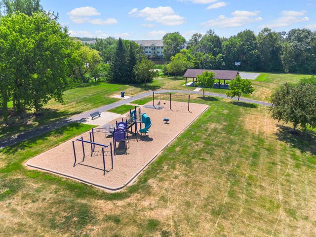 4970 Bluff Heights Trail SE, Prior Lake, MN 55372