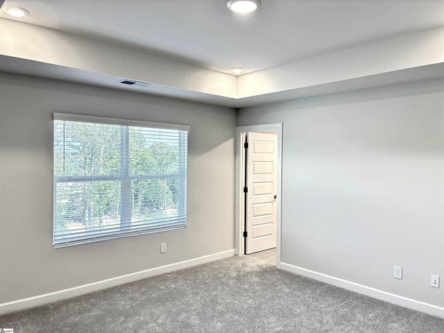 27 Pikewood Lane, Greenville, SC 29607