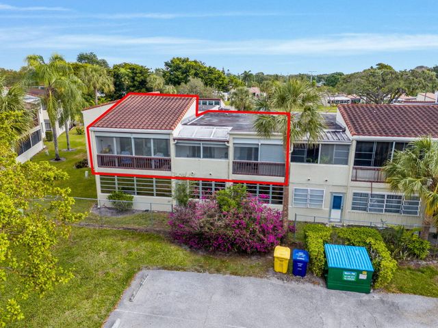 2540 Boundbrook Boulevard 209, Palm Springs, FL 33406